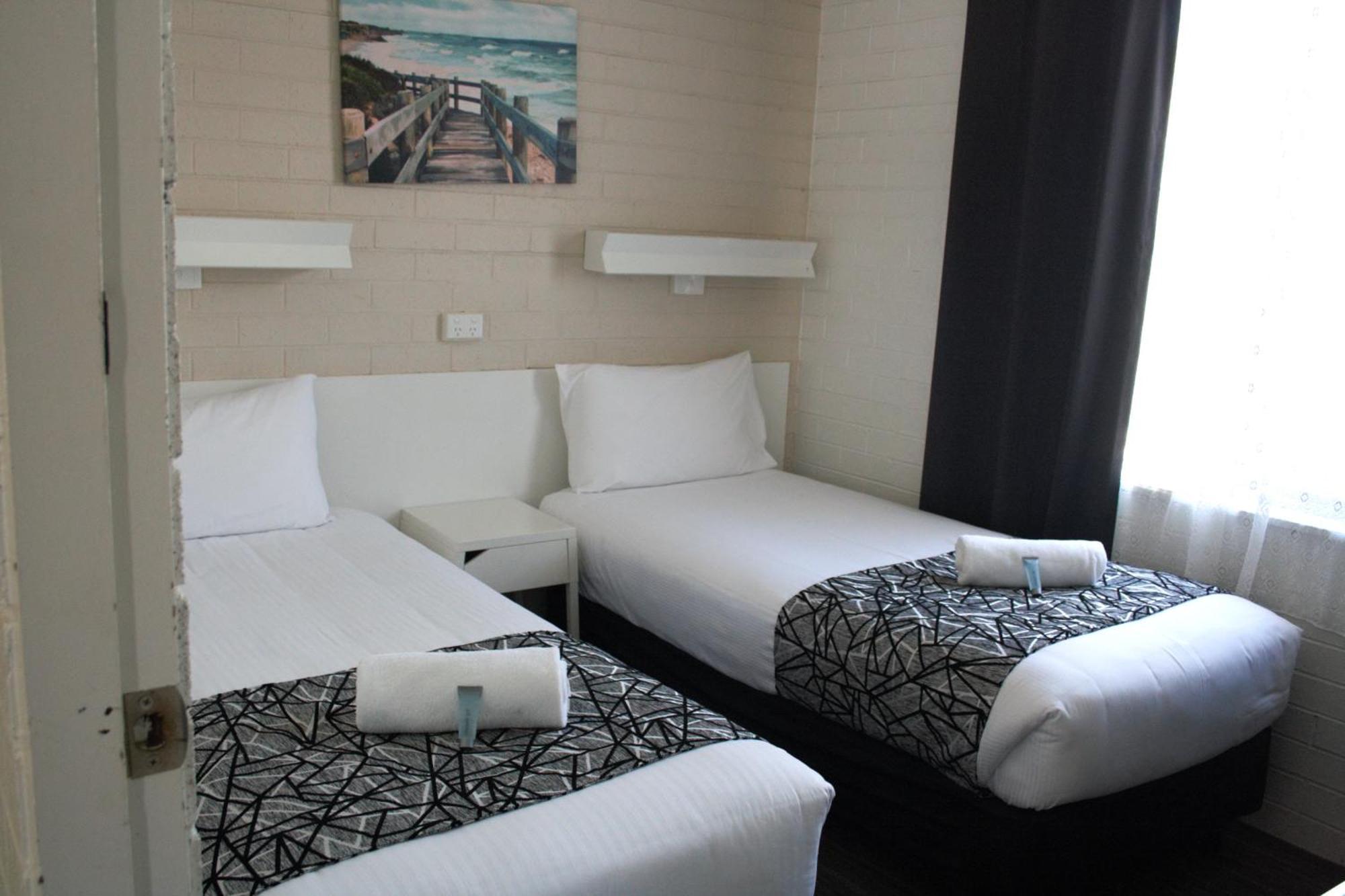 Coastal Bay Motel Coffs Harbour Exterior photo