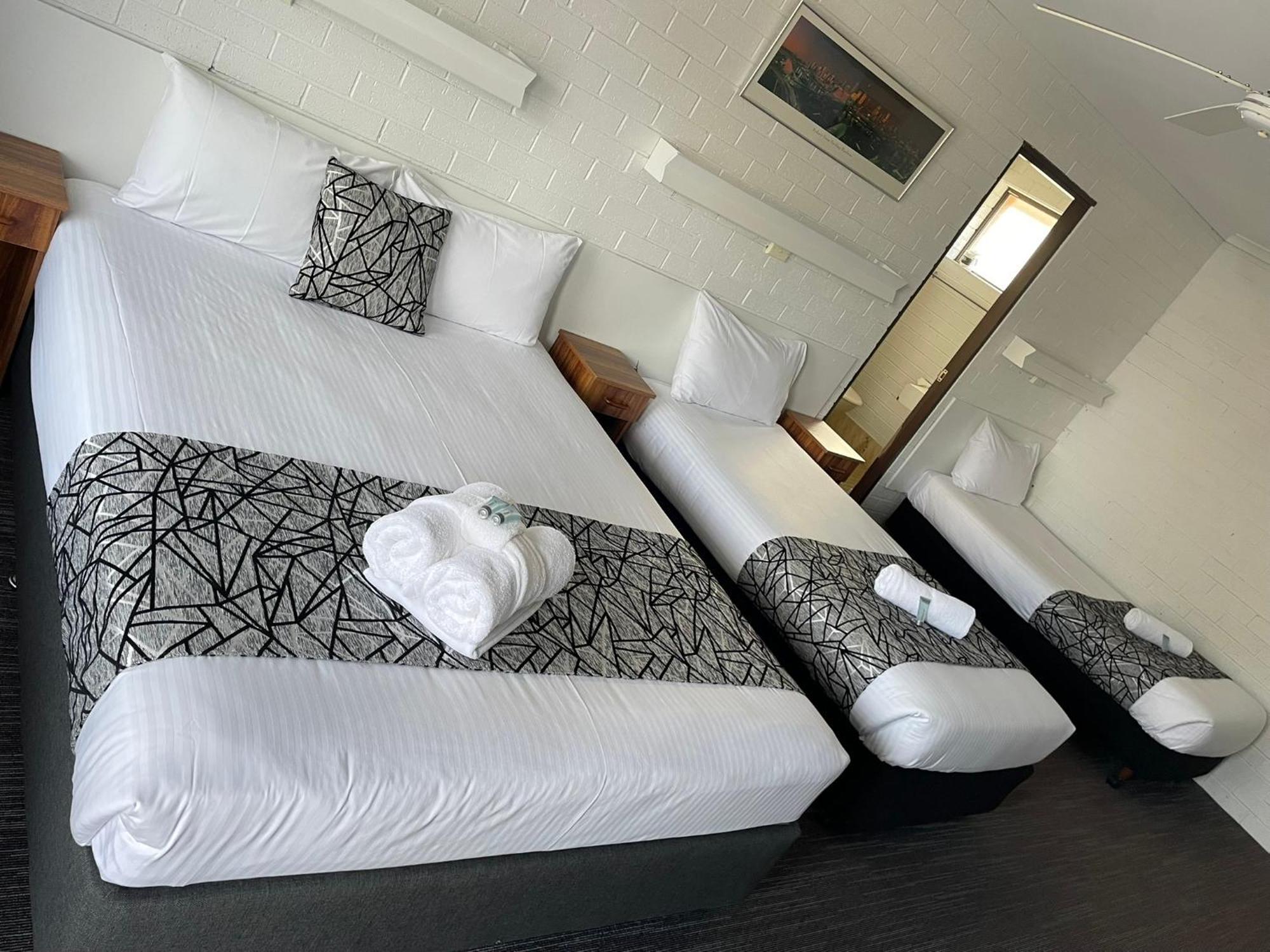Coastal Bay Motel Coffs Harbour Exterior photo
