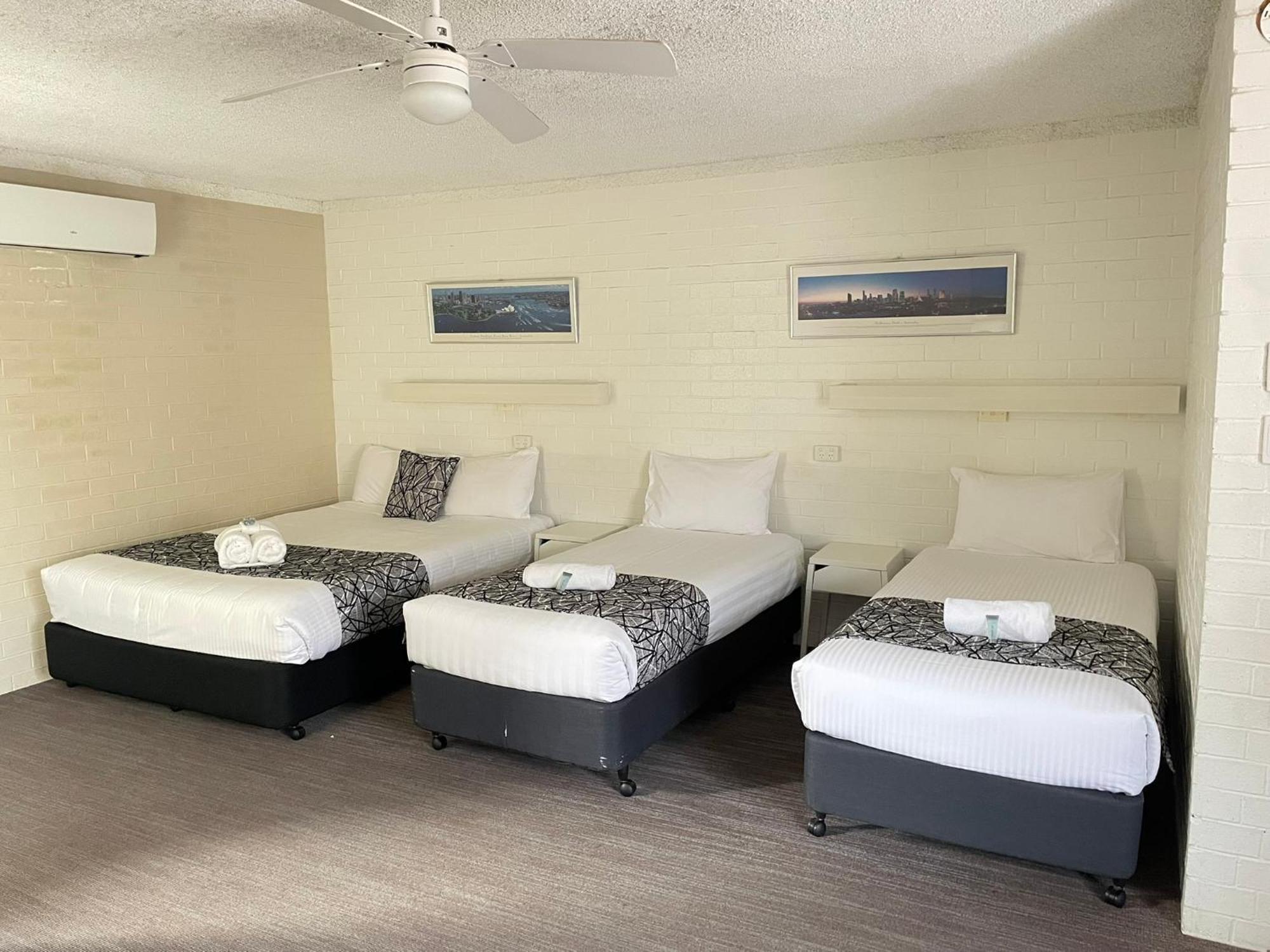 Coastal Bay Motel Coffs Harbour Exterior photo