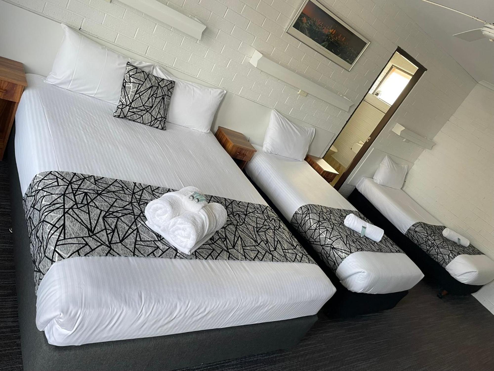 Coastal Bay Motel Coffs Harbour Exterior photo