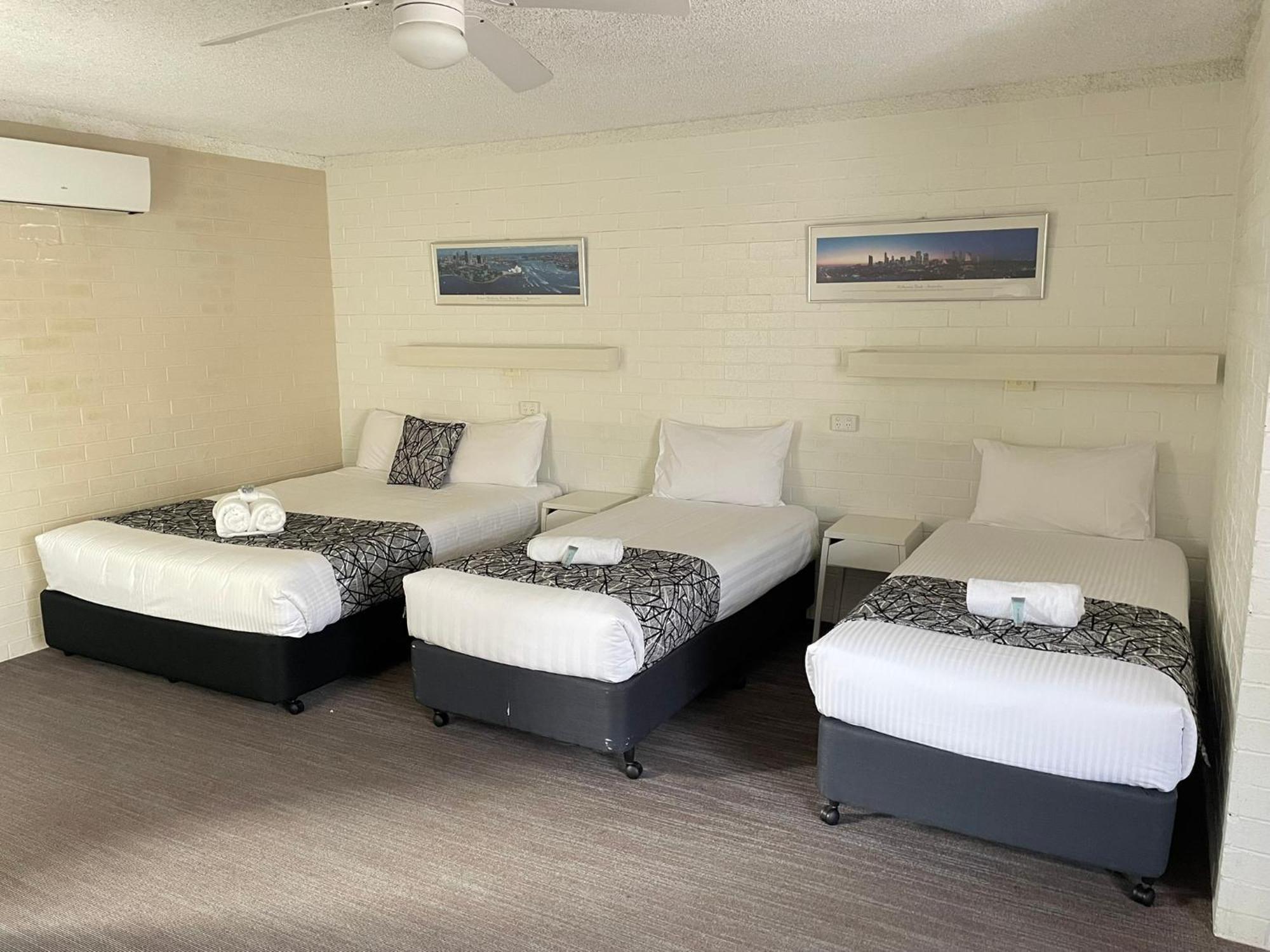 Coastal Bay Motel Coffs Harbour Exterior photo